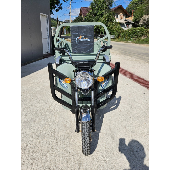 Triciclu Electric cu bena basculabila Tuk Tuk, GN1500DZH-7, Baterie 52Ah VERDE Triciclu Electric cu bena basculabila Tuk Tuk, GN1500DZH-7, Baterie 52Ah VERDE