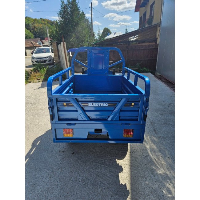 Triciclu Electric cu bena basculabila Tuk Tuk, GN1500DZH-7, Baterie 52Ah Albastru Triciclu Electric cu bena basculabila Tuk Tuk, GN1500DZH-7, Baterie 52Ah Albastru