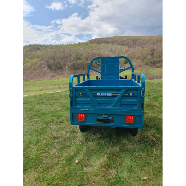 Triciclu Electric cu bena basculabila Tuk Tuk, GN1500DZH-7, Baterie 52Ah Albastru Triciclu Electric cu bena basculabila Tuk Tuk, GN1500DZH-7, Baterie 52Ah Albastru